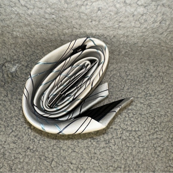 Structure Men's Tie Silver Gray 100% Silk Windowpane Plaid 58" - Picture 5 of 9